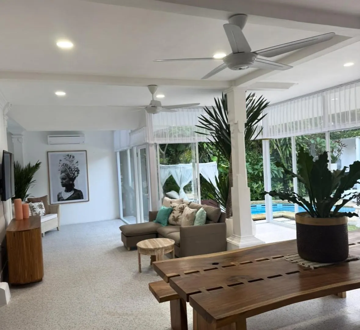 White Sands Private Villa Seminyak   Seminyak (Bali)